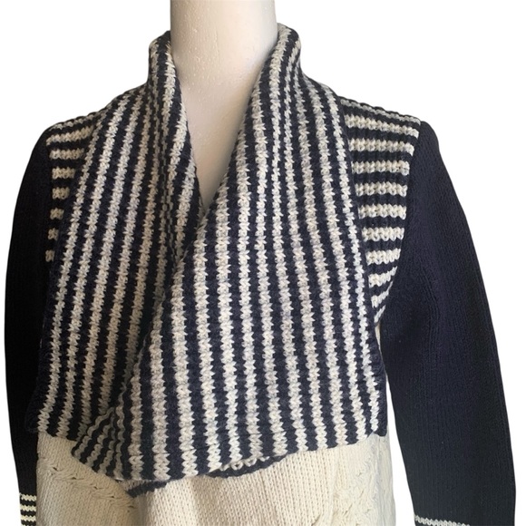 Gap Patterned Knit Sweater Wool Blend Waterfall Collar Cream Navy Stripe Relax S - Picture 5 of 10